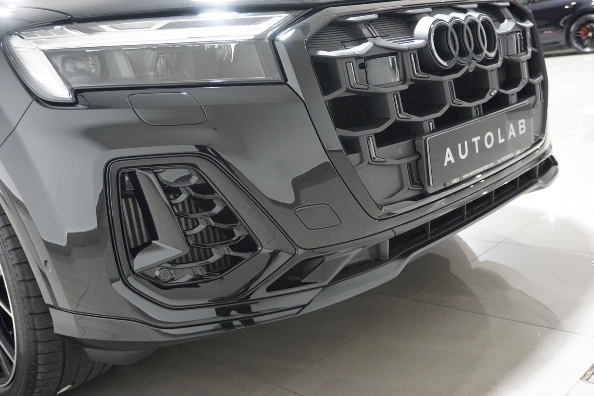 Audi SQ7 4.0 TFSI V8 Black Edition SUV 5dr Petrol Tiptronic quattro Euro 6 (s/s) (507 ps)